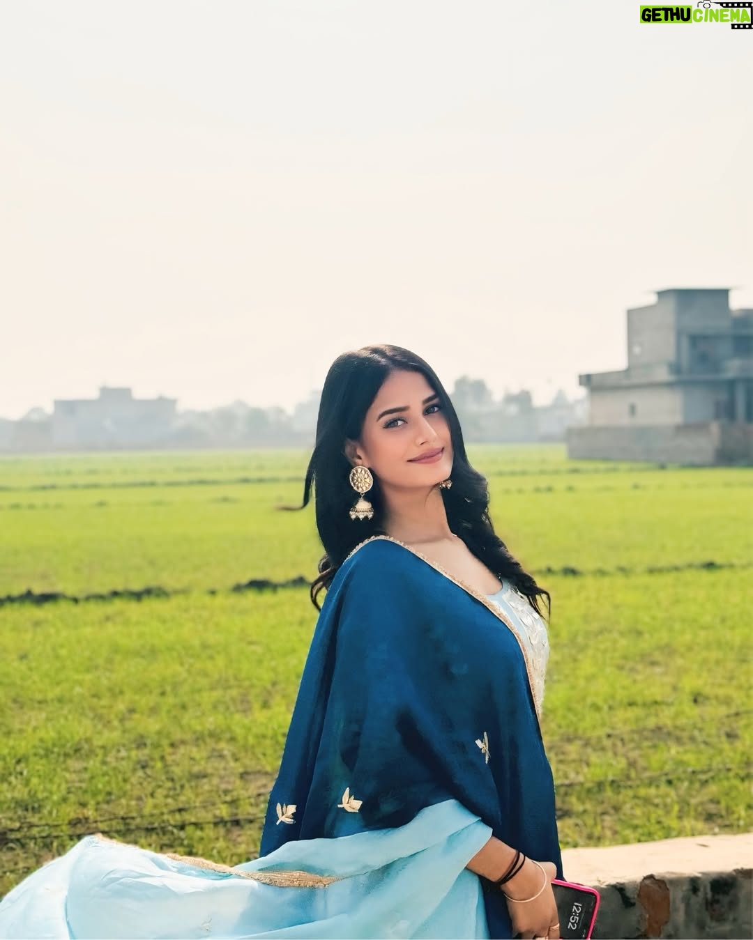 Aditi Prasad - 4.9K Likes - In my favourite attire 🫰🏻❤️