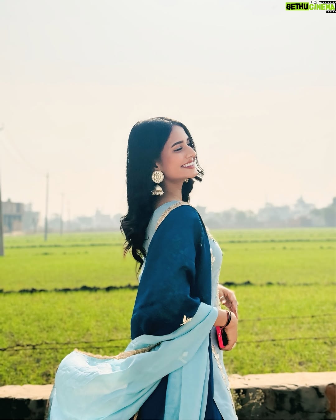 Aditi Prasad - 4.9K Likes - In my favourite attire 🫰🏻❤️