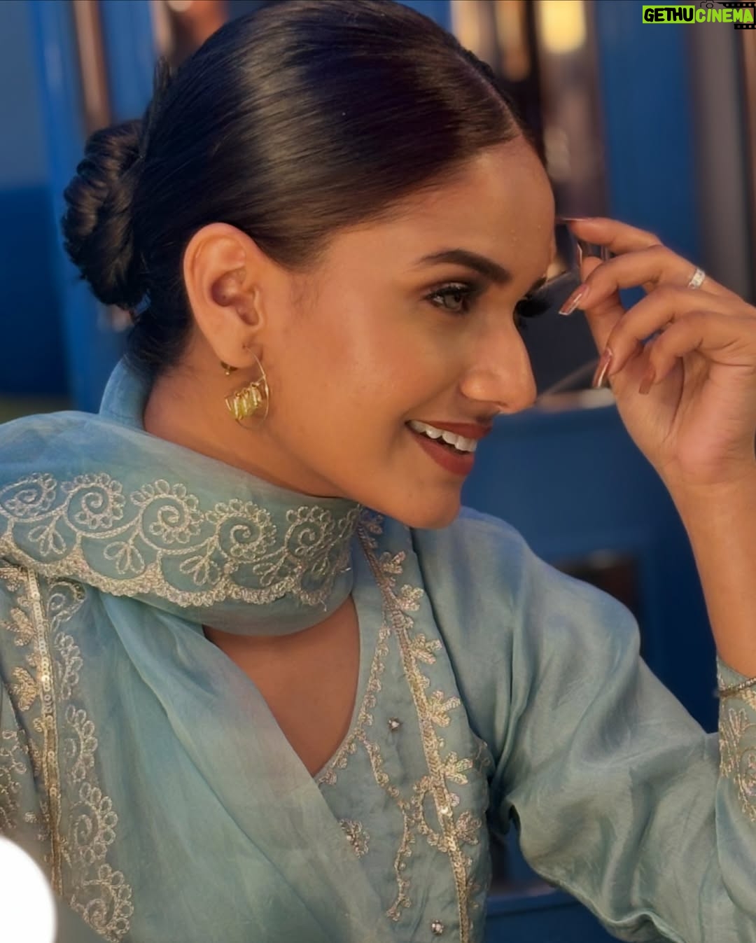 Aditi Prasad - 2.6K Likes - “Elegance in every stitch.”🌙