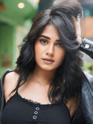 Aditi Prasad Instagram - Serving face , serving looks, serving goals 💅🏾
.
📸 @abhishek_productions_29
.
.
#AestheticVibes #ModelDiaries #FaceCardNeverDeclines #IndianModel #FashionMuse #BeautyInDetails #MakeupOnPoint #InstaGlam #NoFilterNeeded #GlowMode #EditorialLook #ModernMuse #ExplorePage #ContentQueen #styledbyme