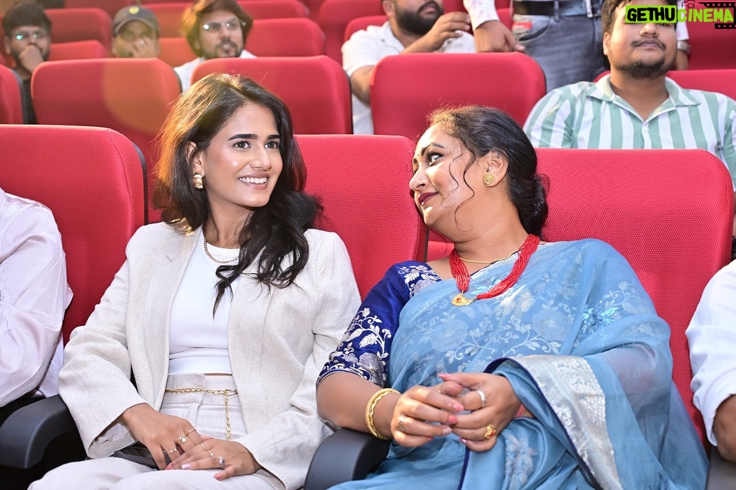 Aditi Prasad - 2.4K Likes - Living in my dreams 🤍🧿