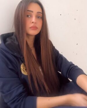 Adla Khan Instagram - 🎭