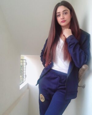 Adla Khan Instagram - 🎭