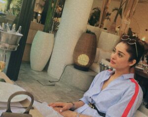 Adla Khan Instagram - 🏝
