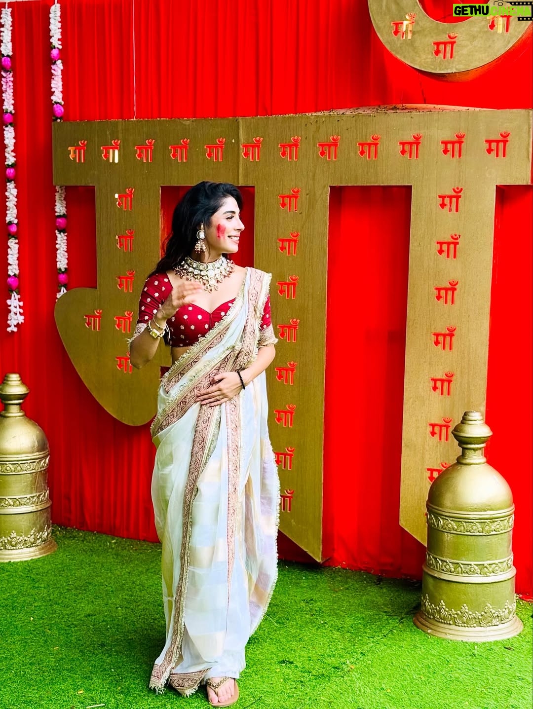 Adrija Addy Roy - 63.2K Likes - শুভ বিজয়া ♥️🙏
Bijoya may be over, but my heart is still dancing with the rhythm of dhak and devotion 😇✨

Styled by @rudra_saha_official 
Necklace & earrings @crystalland_jewellery 
Saree & blouse @kalangkrita 

#DurgaPuja #BijoyaDasami #NorthBombay #2025 #AdrijaRoy .