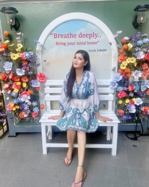 Advika Sharma Instagram - be happy no matter what...
day1 in bangkok☺️