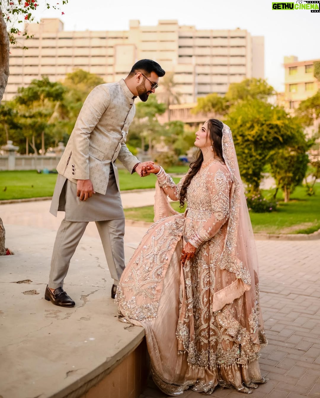 Afreen Burney - 13.9K Likes - ALLAH HUMMA BARIK💍❤️✨ 
Me and the guy who pulled me by his constant sincere efforts, Love and respect🥹💖 
Hi, Mr Fiancé @abdul.ahad_x 🙈💍

Dress👗: @furqan_bin_mazhar (A huge shoutout for this dreamy dress)
Mehndi: @hennacreationsbyzainab ✨
Photography 📸: @usmanisproduction.pk 

#AhadAfreenKiLoveStory 🥳