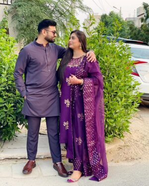 Afreen Burney Instagram - Eid with my personal Chandšā¤ļøš @abdul.ahad_x
MaShaAllah š„¹āØ
#afreenburney #eidmubarak #eid #instagram #instagood #instadaily #love #couple #ootd #blogger
