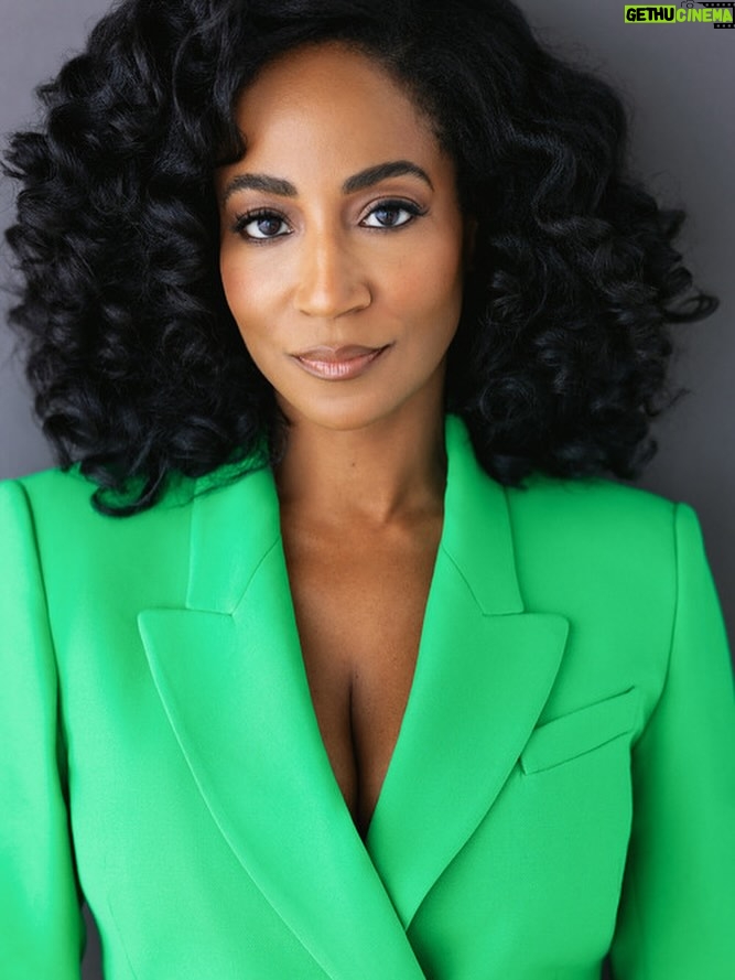 Africa Miranda - 491 Likes - BIGGGGGG Congratulations to @africamiranda on another television booking! Africa, you are the bar 🔥🙌🏾🌟

(📸: @brianjonesphotography )

#actress #booked #tv #atlanta #TeamYJB #YJBTalent