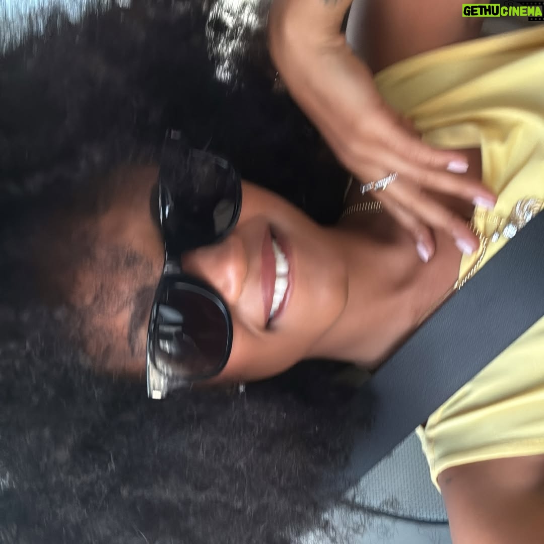 Agnes Nunes - 8.6K Likes - aleatórias que me deu vontade de postar :)