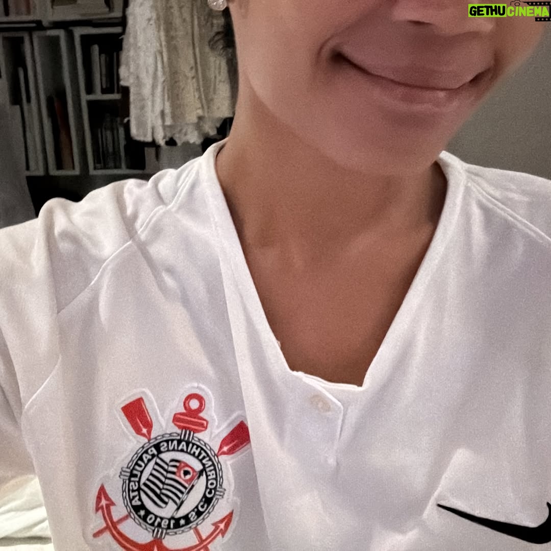 Agnes Nunes - 8.6K Likes - aleatórias que me deu vontade de postar :)