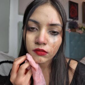 AiSh Instagram - Halloween month = Bday month 🤷🏻‍♀️⚠️fake blood warning ⚠️ psycho Ki!!Er halloween makeup look ! #halloween #halloween2024