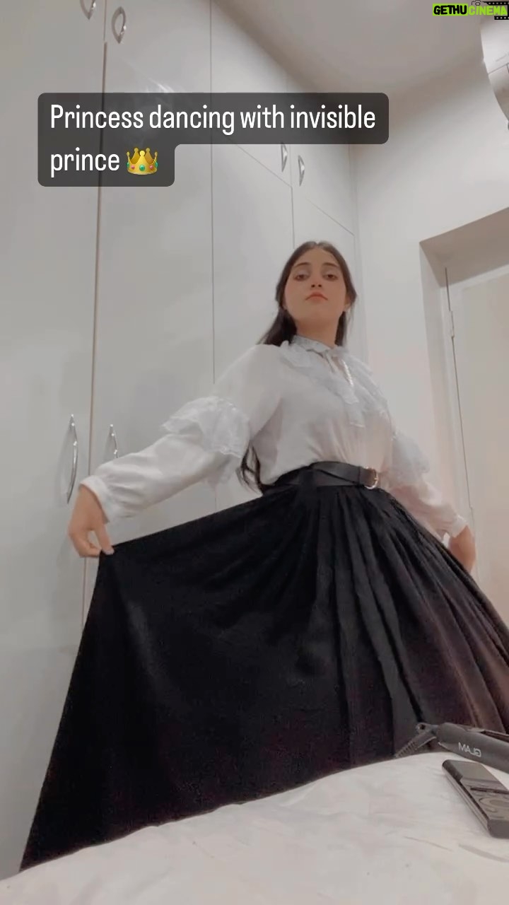 AiSh - 1.6K Likes - Might delete later …..