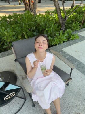 Ailee Instagram - Day 2 of @fsmaldives 🌴🌊🐟
✨Magical Day✨
✨Magical Weather✨
✨Magical Honeymoon✨
모히또에서 몰디브 한잔 하고 와쓤댱 🍹

 #FSMaldives #FSLandaaGiraavaru
 @honeymoonresort #허니문리조트

#FSLandaaGiraavaru