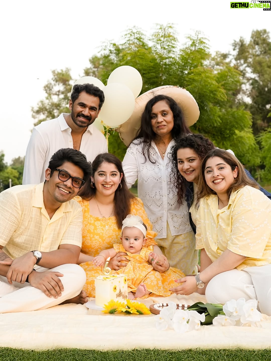 Aima Rosmy Sebastian - 104.1K Likes - 🌞 “She’s the reason golden hours feel eternal.” 🌻

MAMMA & BABY OUTFIT @amazebyashiyajesel 
CAKE BY @mqdessertbar 
CLICKED BY @midhun.mohan_