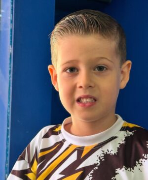 Aisha Stambouli Instagram - ¡ Me dejaron listo para el regreso a clases seguidores ! 👶😍❤️💇♂️
¿ Quedé guapo ? 🥰🫠✨