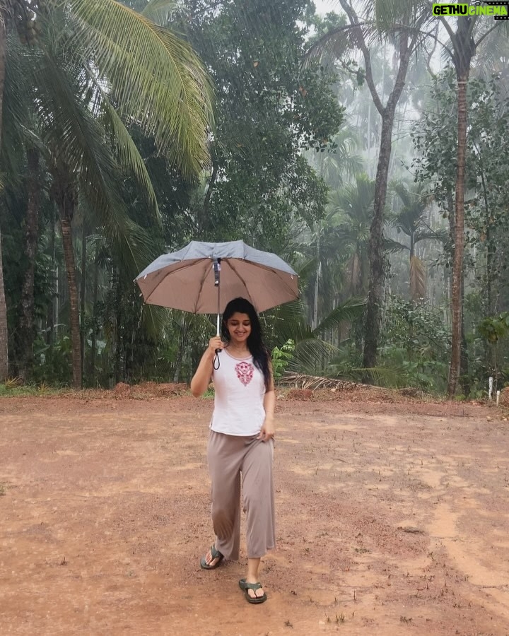 Aishani Shetty - 89.5K Likes - April 🌦️