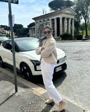 Aishwarya Arjun Instagram - APRIL 2025 🍀✨
Little moments Big Memories 🩵🧿