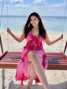 Actress Aishwarya Devan HD Photos and Wallpapers September 2025
