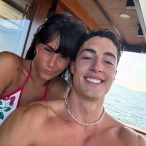 Aitana Instagram - feliz cumple daniel :) 🩶🎂 @yosoyplex