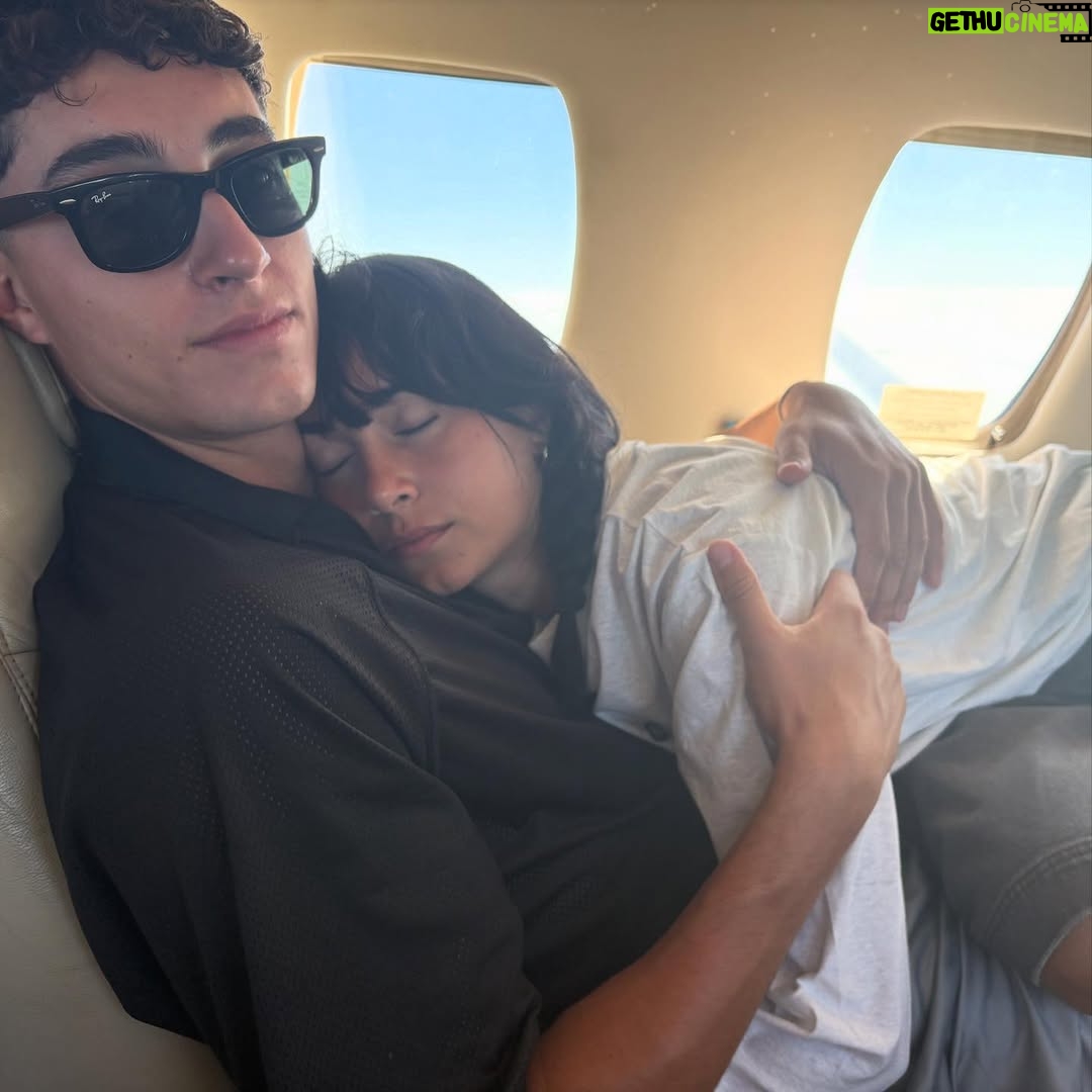 Aitana - 1.7 Million Likes - feliz cumple daniel :) 🩶🎂 @yosoyplex