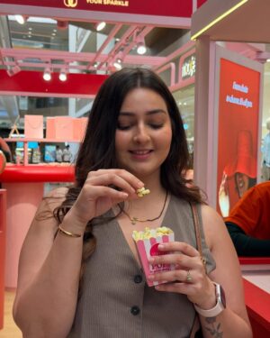 Akanksha Joshi Instagram - Dropped by the Nishani pop-up at Jio World Drive and left with stunning jewellery, a sweet tooth fix, and a whole lot of fun!
@nishanistudio
#NishaniatJWD
#NishaniPopup
#StyledByNishani
@jioworlddrive