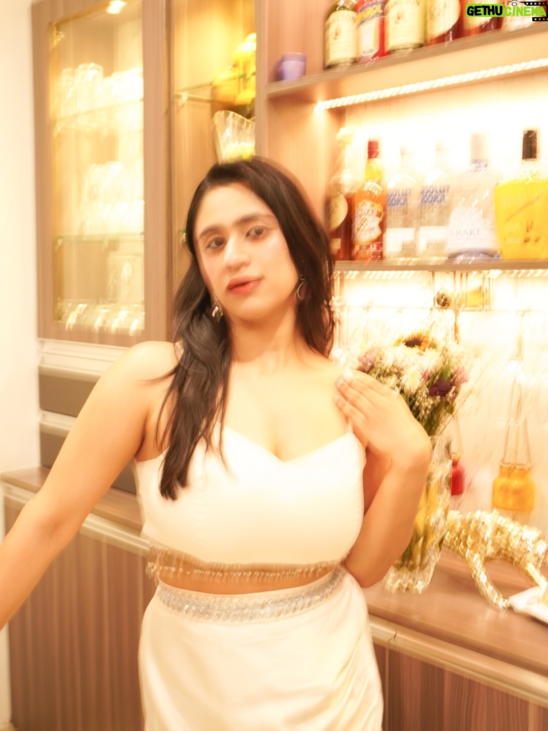 Akanksha Vij - 369 Likes - Just me… and a little extra sparkle tonight ✨
.
.
.
.
#OOTDInspo #StyleDiaries #InstaFashion #GlamLook #FashionVibes #StyleInspo #InstaStyle #WhatIWore #StyleGoals #EveningLook