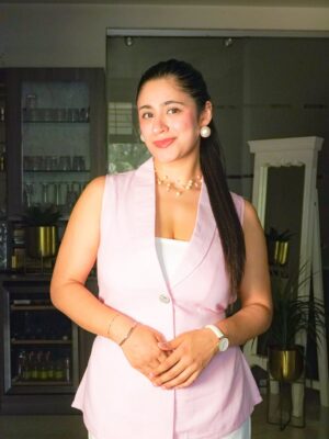 Akanksha Vij Instagram - Pretty in pink!💕✨
Serving boardroom energy but make it soft 🕊
Outfit @shopinessa_
.
.
.
#Ootd #explorepage #pinkoutfits #zaraalternatives #hnmalternative #fyp #prettyinpink #workwear #stylishfit #fashiontrends
(outfit inspo, fashion style, co ord sets, linens, linens for summer, fashionable style, fashion trends)