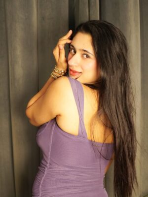Akanksha Vij Instagram - Dreamy!✨💜
.
.
.
#explore #fyp #ootd #mood #aesthetics #purple #outfitoftheday #styling
(Trending audios, fashion style, for you page, viral)