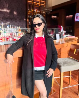 Akanksha Vij Instagram - Starting 2025 with a bang!✨🧿
.
.
.
.
#trending #explore #viral #outfit #ootd #outfitinspiration #outfitoftheday #outfitideas #outfitinspo #fyp #foryoupage