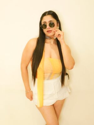 Akanksha Vij Instagram - Album: Recents 📸✨💛
.
.
.
.
#Ootd #explore #fashionista #stylinginspo #sunmertime #summervibes☀️ #outfitinspirations #goodmood