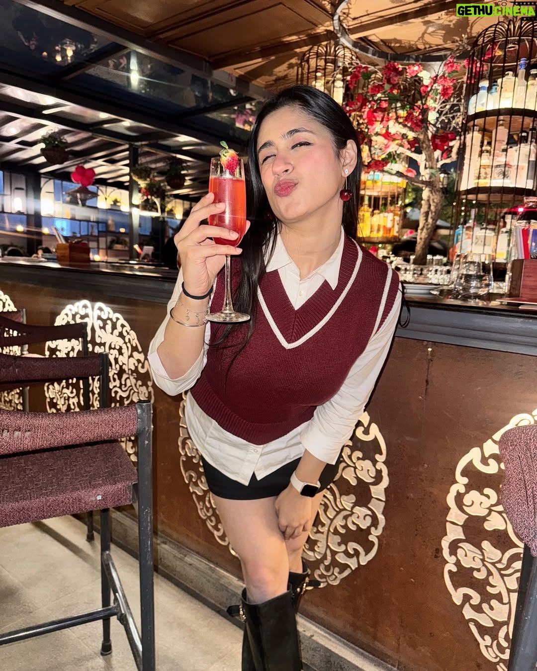 Akanksha Vij - 423 Likes - Love a lil happy face on me!❤️🍒
.
.
.
.
.
#explore #viral #trending #ootd #outfits #outfitoftheday #photooftheday #photogram #newpost #fashion #fashionstyle #styleinspiration #beauty #streetstyle #winterfits #dinnerfit #luxuryoutfit
(Outfit Inspo, Fashion inspiration, Fashion Inspo, Explore more, Viral feed, style hacks, fun, photography, art)