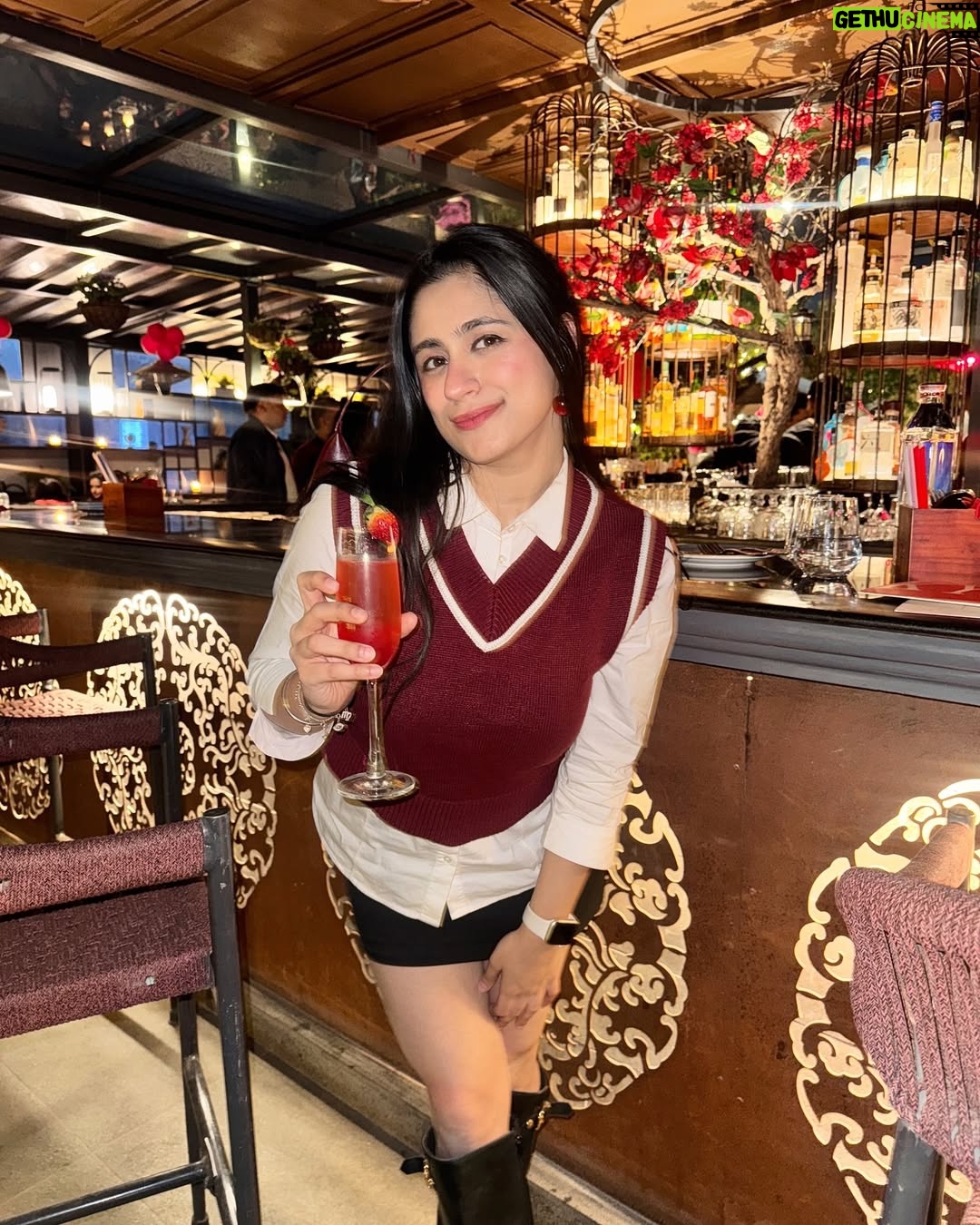 Akanksha Vij - 423 Likes - Love a lil happy face on me!❤️🍒
.
.
.
.
.
#explore #viral #trending #ootd #outfits #outfitoftheday #photooftheday #photogram #newpost #fashion #fashionstyle #styleinspiration #beauty #streetstyle #winterfits #dinnerfit #luxuryoutfit
(Outfit Inspo, Fashion inspiration, Fashion Inspo, Explore more, Viral feed, style hacks, fun, photography, art)