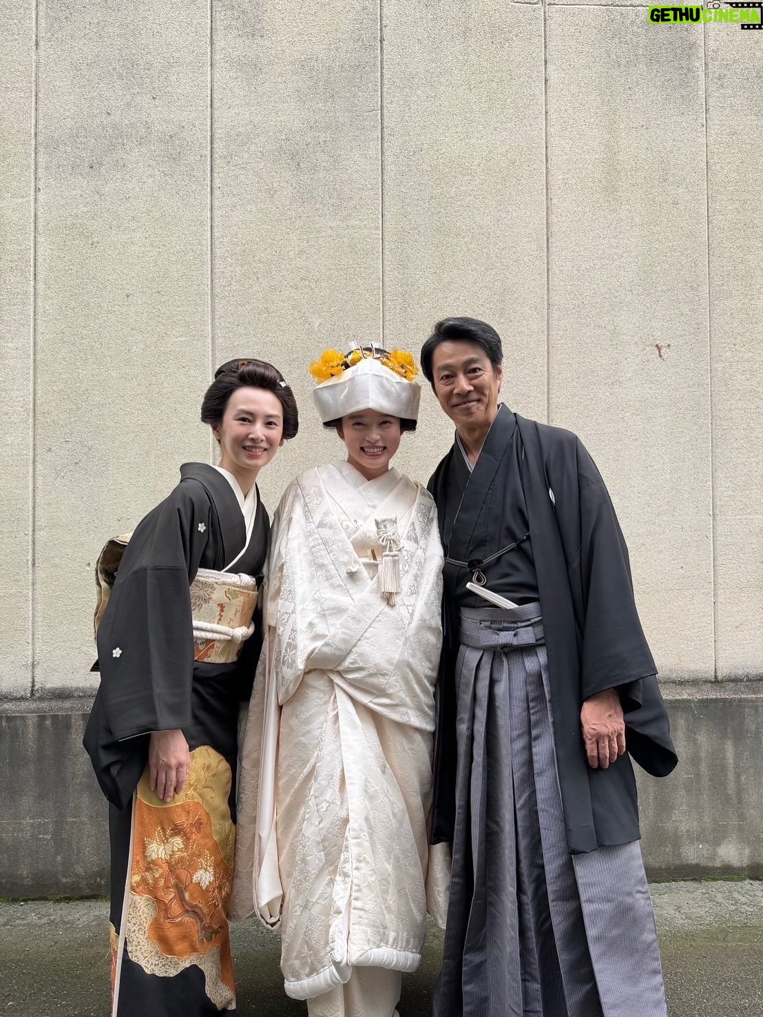 Akari Takaishi - 39.1K Likes - 無事に祝言をあげることができました
松野家、雨清水家、おトキの大切な人たちです。
#ばけばけ @asadora_bk_nhk