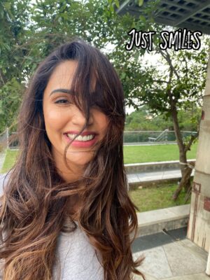 Akshara Gowda Instagram - And You took my hand and drew me into the light ❤️🔥

PS : pick your fav and lemme know ❤️ and 12 pic is my face when i say it’s a stupid trend i will not fall for it but end up posting this texts fever which is caught up 😂😂😂

 #aksharagowda #stylishtamilachi #aksharagowdabikki #stylishtamizhachi #sunday #chennai 
#mumbai #hyderabad #brunch #mother #motherhood #motherenergy #photo #roselia #rosalia #photoday