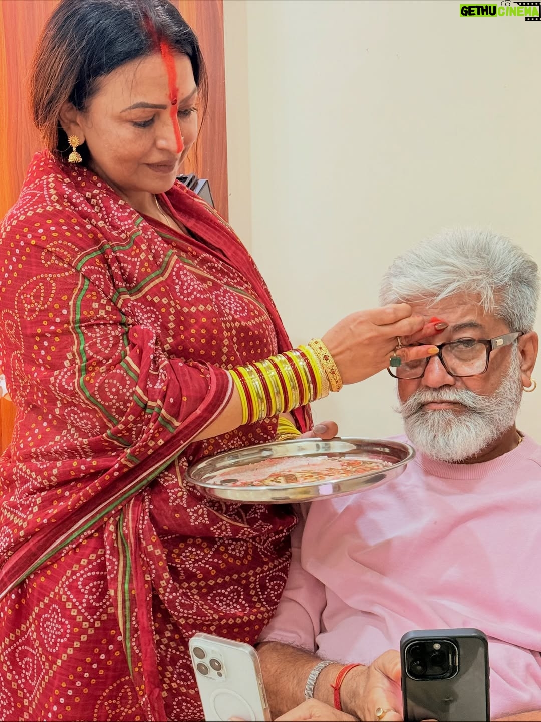 Akshara Singh - 342.4K Likes - पवित्रता का पहला पड़ाव, नहाय-खाय से शुरू हुआ आस्था का प्रवाह ✨🙏🏼🌸🌞 जय छठी मईया 

#aksharasingh #chhath2025