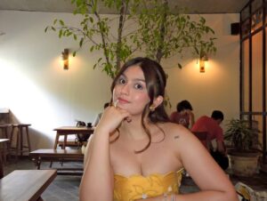 Akshita Instagram - 🥑 🧋= a very happy Akshita 🌻