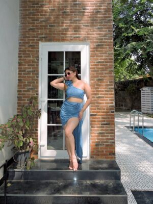 Akshita Instagram - ageing like…something!! 25th 🩵🥂
Wearing @materialgbyprishakritika
(25th birthday, Birthday Morning, Twenty Five, Birthday Behaviour, Poolside Spam)