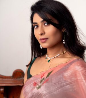 Akshita Bopaiah Instagram - 💗🫶🏻💗

#sᴀʀᴇᴇʟᴏᴠᴇ #akshita #loveforreels❤️ #trendingréels #trendingsongs❤️ #trendy #post #viral