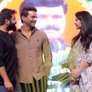 Akshita Bopaiah Instagram - I was glad to be in the event of Gagana chukki for promoting my film #kamal sridevi📸 which is releasing on sep 19th entire Karnataka ..

It was my pleasure sharing stage with @dhananjaya_ka sir 🙂🙏

#kannada #actress #akshithaatrendz #south #films #viralpost #kamalsridevi