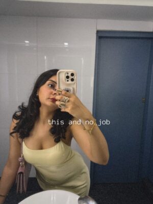 Akshita Rai Shrivastava Instagram - Romanticising my life and unemployment 😗