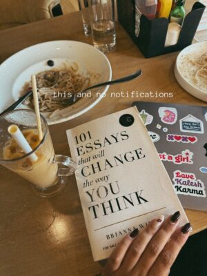 Akshita Rai Shrivastava Instagram - Romanticising my life and unemployment 😗
