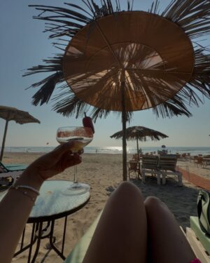 Akshita Rai Shrivastava Instagram - Take me back to @umabythesea 🌴🍹
( beach pictures,beach life, beach shack, cafes in goa, restaurants in goa, beach side cafe in goa, beach side restaurants in goa, morjim shacks)