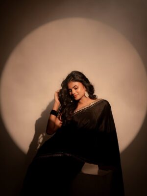 Akshitha Ashok Instagram - Mua @akshs_evara.artistry
Hairdo @mane_by_nehah
Pc @selva.sk.dop