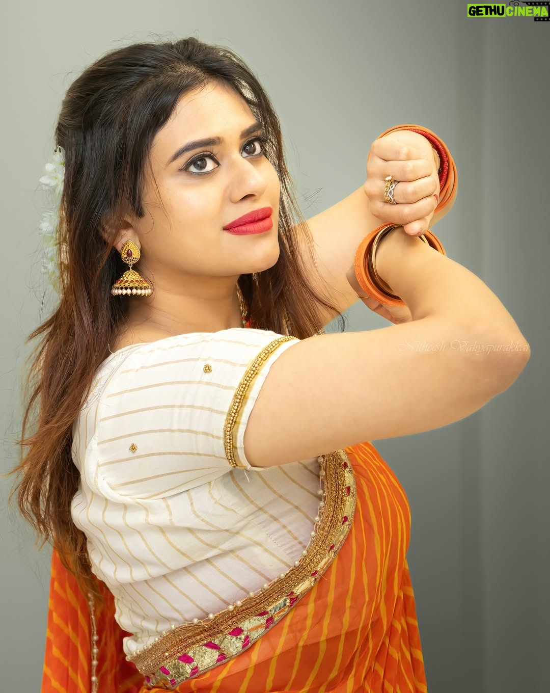 Aleenajijin - 1.1K Likes - Onam photoshoot 

Model : @dr.aleenajijin 

Location : @medrichcare 

#onam #kerala #onamcelebration #onamspecial #keralagram #instagram #happyonam #keralasaree #malayali #india #onamsaree #traditional #malayalam #instagood #saree #love #festival #onamvibes #mallu #fashion #onamfestival #kochi #photography #godsowncountry #keralatourism #keralawedding #keralagodsowncountry #onlineshopping #photooftheday #traditionalwear