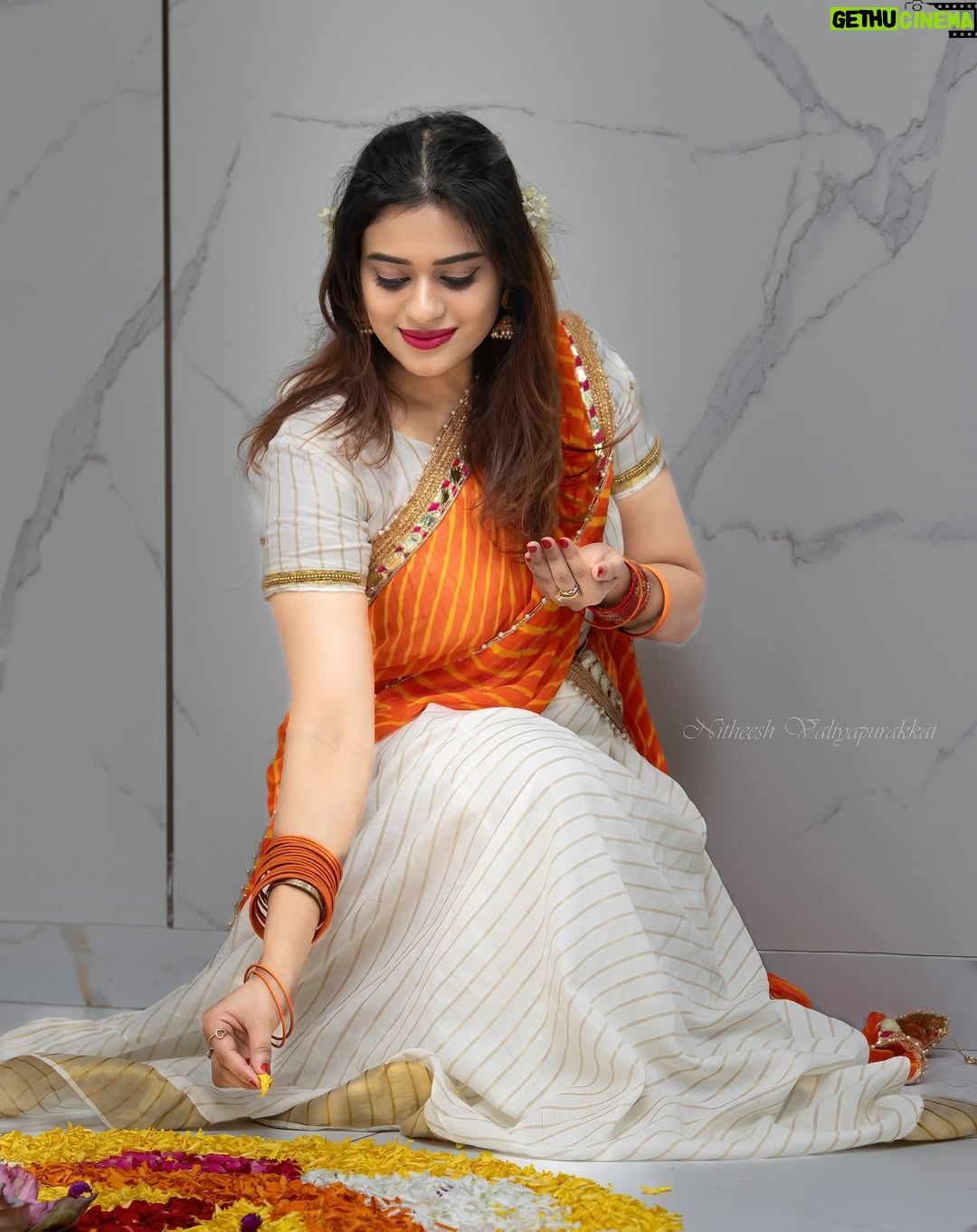 Aleenajijin - 1.1K Likes - Onam photoshoot 

Model : @dr.aleenajijin 

Location : @medrichcare 

#onam #kerala #onamcelebration #onamspecial #keralagram #instagram #happyonam #keralasaree #malayali #india #onamsaree #traditional #malayalam #instagood #saree #love #festival #onamvibes #mallu #fashion #onamfestival #kochi #photography #godsowncountry #keralatourism #keralawedding #keralagodsowncountry #onlineshopping #photooftheday #traditionalwear