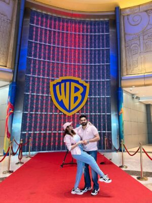 Aleenajijin Instagram - 🎬✨ Welcome to the Magical World !! @wbworldyasisland
📍Warner Bros , Abudhabi , Yas Island
🎟️ @headout @headoutuae
#headoutcreators #warnerbros #abudhabi