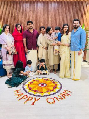 Aleenajijin Instagram - Onam vibe 2025🌸✨❤️🔥
#onam2025 #onamsaree #onammood