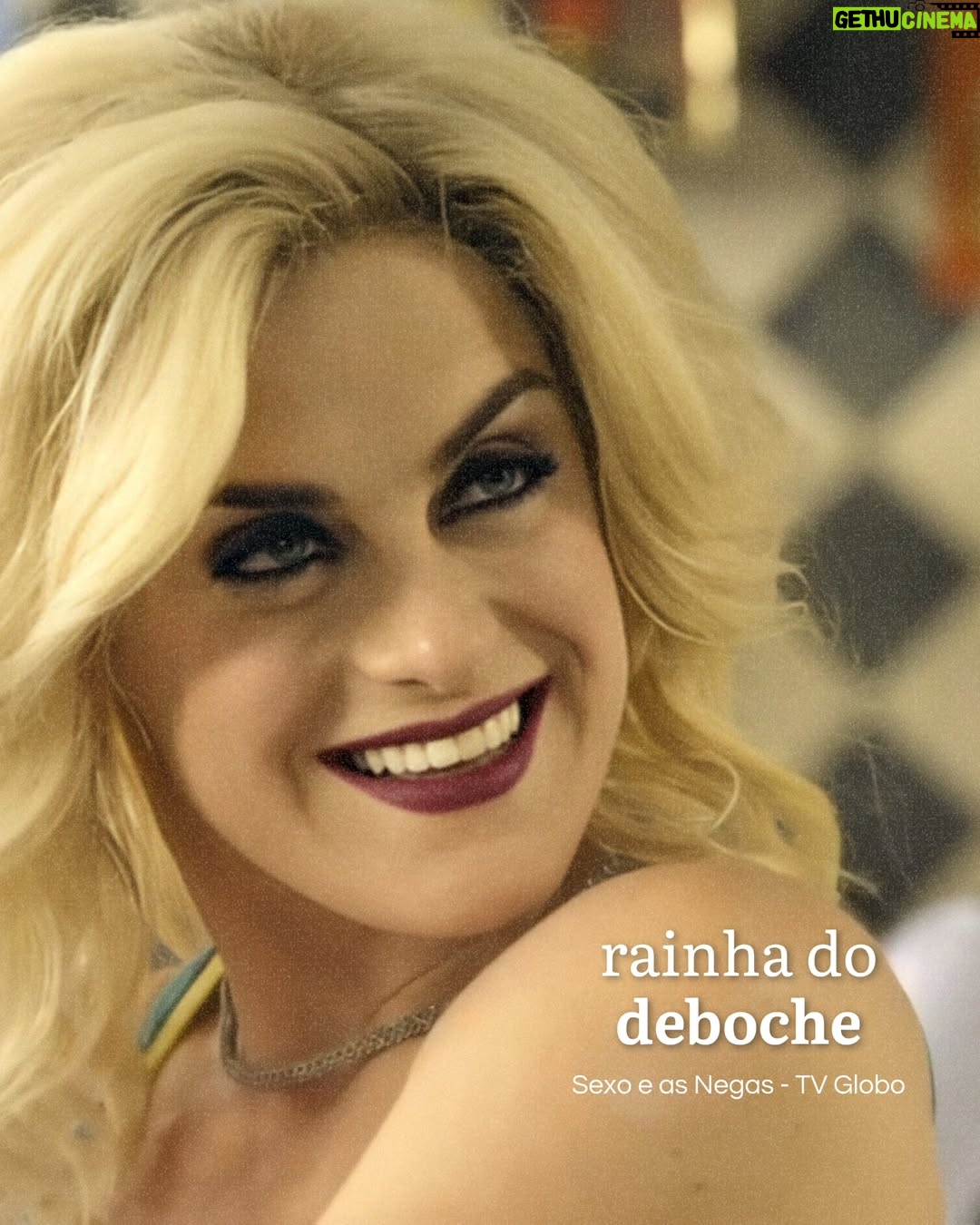 Alessandra Maestrini - 13.3K Likes - @alessandramaestrini é conhecida por ser uma verdadeira camaleoa! Interpretou personagens icônicas nos palcos e nas telas, encantando, emocionando e divertindo o público em cada uma de suas muitas performances.

E agora, chegou a hora de conhecer sua mais nova personagem: Celine Dion, no espetáculo musical @titaniquebr! 

Já garantiu o seu ingresso? 🚢🌊

📍Shopping Frei Caneca l Rua Frei Caneca, nº 569 • 7° Piso 
📆 11/10 a 14/12 l sábados às 17h e 20h e domingos às 15h e 18h
🎭 Classificação indicativa: 12 anos
Ingressos em uhuu.com e no link da bio!

#alessandramaestrini #celinedion #titanique #teatromusical