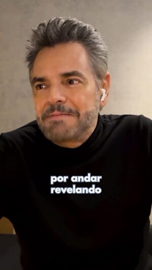 Alessandra Rosaldo Instagram - Lo que nadie sabe, nadie supo de #DeViajeConLosDerbez por Japón 🇯🇵

Serie #1 en @primevideomx 🇲🇽